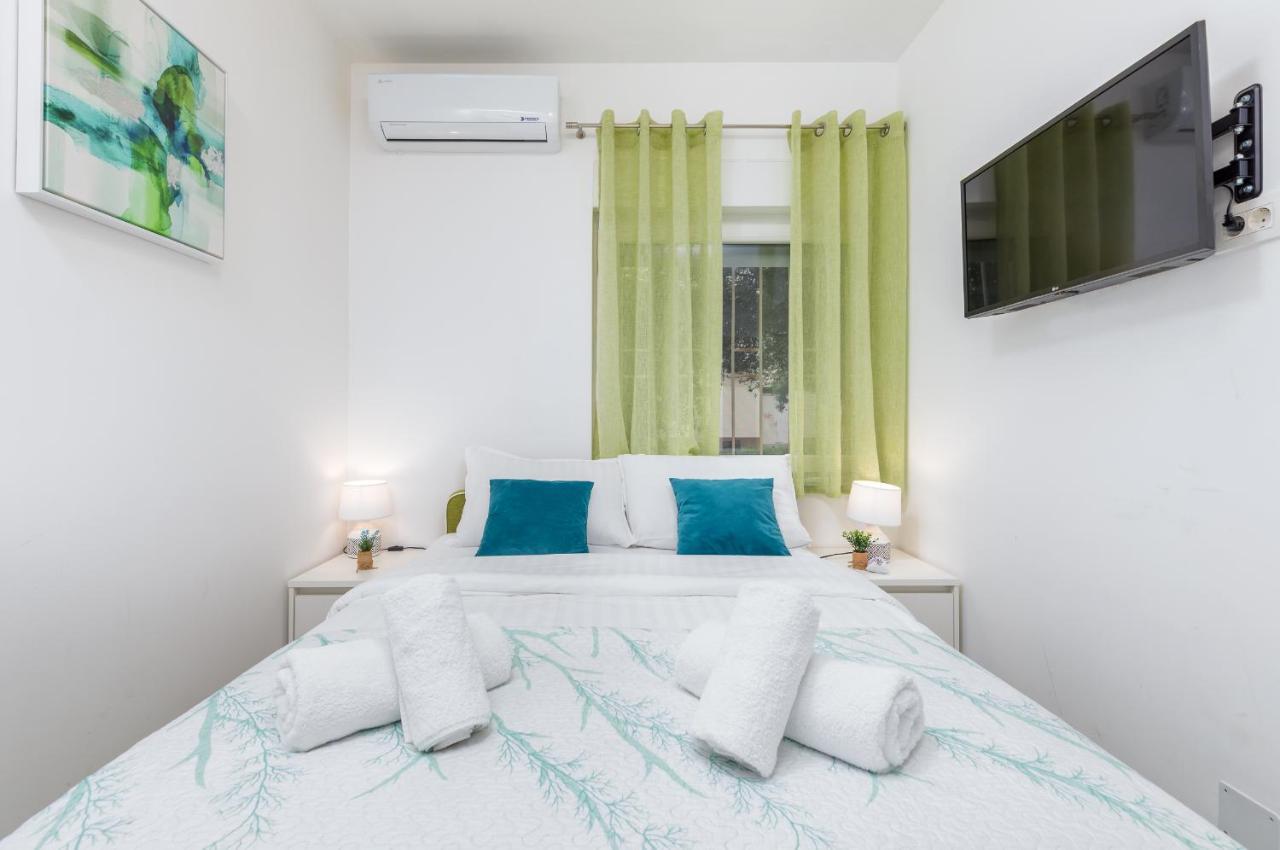 Marine Lux Apartments Pula Exterior photo